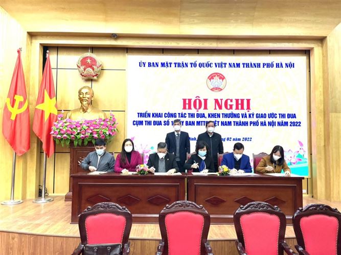 Cụm thị đua số 1, Ủy ban MTTQ Việt Nam Thành phố ký giao ước thi đua năm 2022