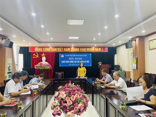 Ủy ban MTTQ Việt Nam quận Hai Bà Trưng tổ chức giao ban, phản ánh dư luận xã hội tháng 9/2023