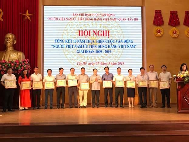 Quận Tây Hồ tổ chức tổng kết 10 năm thực hiện cuộc vận động “Người Việt Nam ưu tiên dùng hàng Việt Nam” 