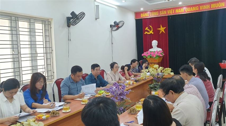Quận Đống Đa tổ chức đoàn giám sát việc vận động, quản lý sử dụng Quỹ “Vì Người nghèo” và các Quỹ an sinh xã hội do Ủy ban MTTQ Việt Nam Quận triển khai.