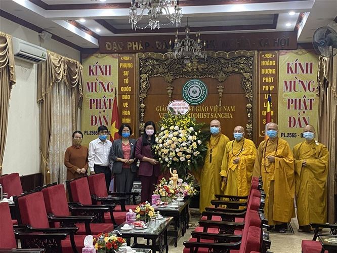 Ủy ban MTTQ Việt Nam thành phố Hà Nội đến thăm và chúc mừng Trung ương Giáo hội Phật giáo Việt Nam nhân dịp Đại lễ Phật Đản Phật lịch 2565 – DL 2021    