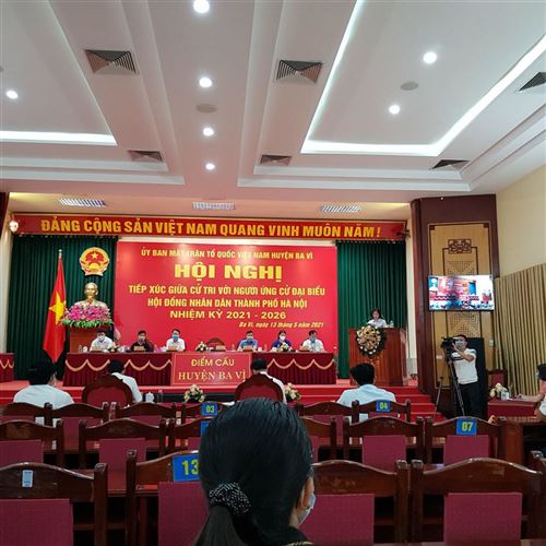 Hội nghị tiếp xúc giữa cử tri với người ứng cử đại biểu Hội đồng nhân dân thành phố Hà Nội khóa XVI, đơn vị bầu cử số 30 tại huyện Ba Vì