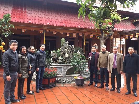 Quận Thanh Xuân thăm, chúc tết và tặng quà các chùa trên địa bàn quận nhân dịp Xuân Canh Tý 2020.