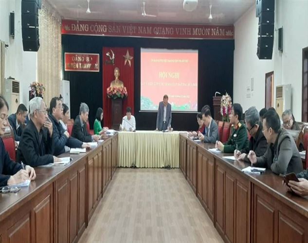 Ủy ban MTTQ Việt Nam huyện Thanh Trì tổ chức hội nghị lấy ý kiến Luật Đất đai (sửa đổi).