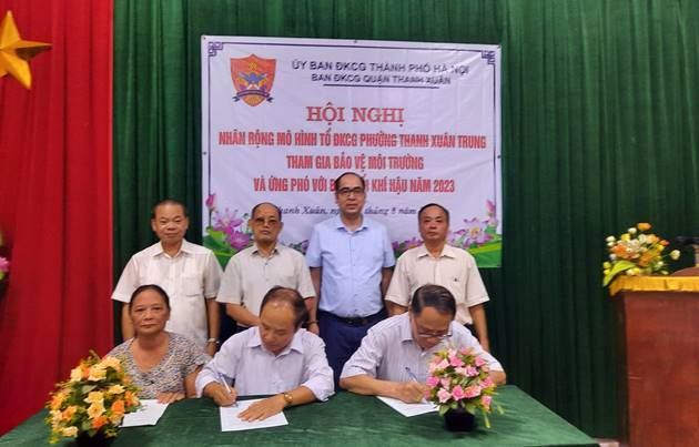 Quận Thanh Xuân tổ chức nhân rộng mô hình “Tổ đoàn kết Công giáo bảo vệ môi trường và ứng phó với biến đổi khí hậu năm 2023” tại phường Thanh Xuân Trung.