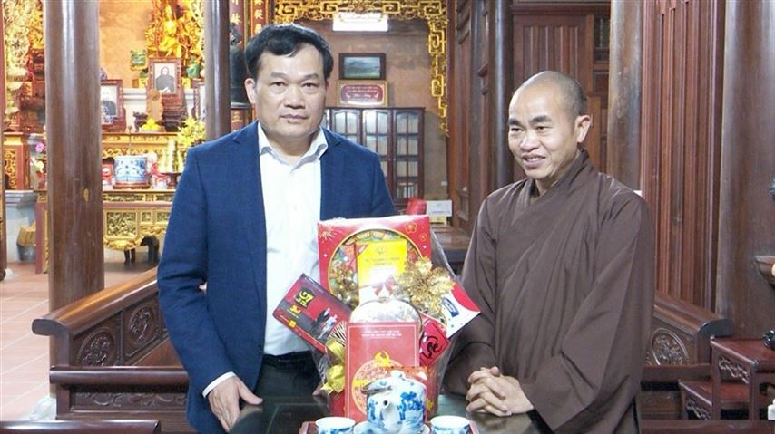 Lãnh đạo Huyện Thường Tín thăm, chúc Tết các vị chức sắc Phật giáo Huyện nhân dịp Tết Nguyên đán Giáp Thìn 2024