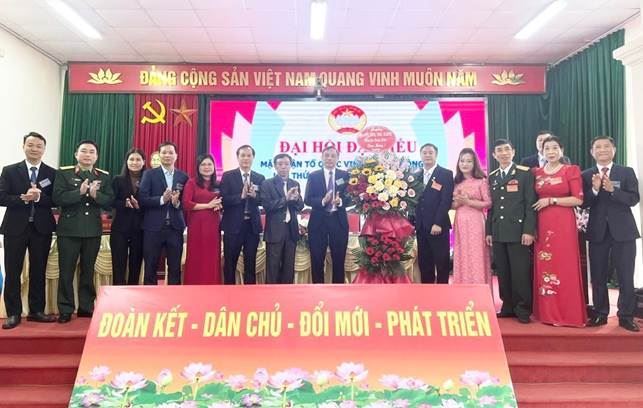 Chủ tịch Uỷ ban MTTQ Việt Nam huyện Hoài Đức dự Đại hội đại biểu MTTQ Việt Nam xã Đông La lần thứ XVI nhiệm kỳ 2024 - 2029