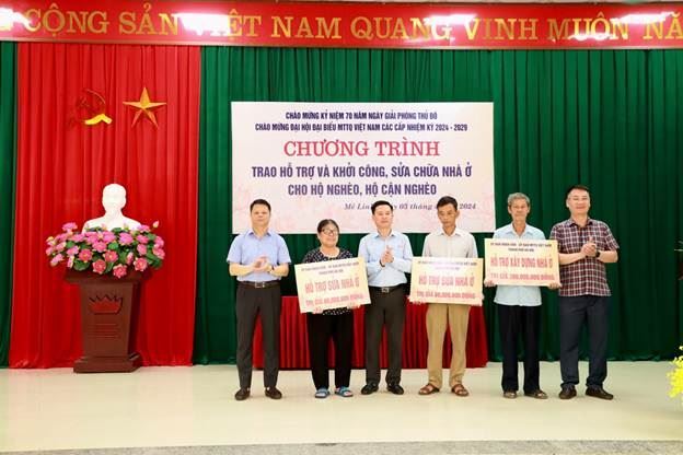 33 hộ cận nghèo của huyện Mê Linh được hỗ trợ xây mới, sửa chữa nhà với tổng kinh phí 2,86 tỷ đồng