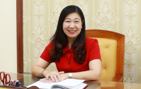 Chủ tịch Ủy ban MTTQ Việt Nam TP H&agrave; Nội Nguyễn Lan Hương