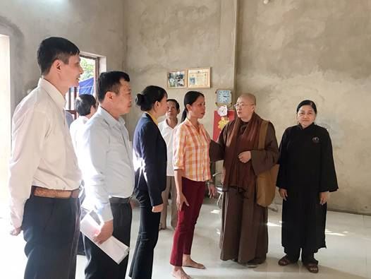 Ban Từ thiện Thành hội Phật Giáo Hà Nội tổ chức Lễ bàn giao Nhà đại đoàn kết tại huyện Sóc Sơn