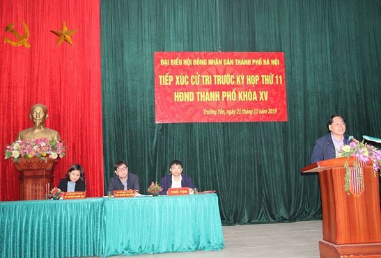 Tổ đại biểu HĐND thành phố Hà Nội tiếp xúc cử tri xã Trường Yên, huyện Chương Mỹ trước kỳ họp thứ 11