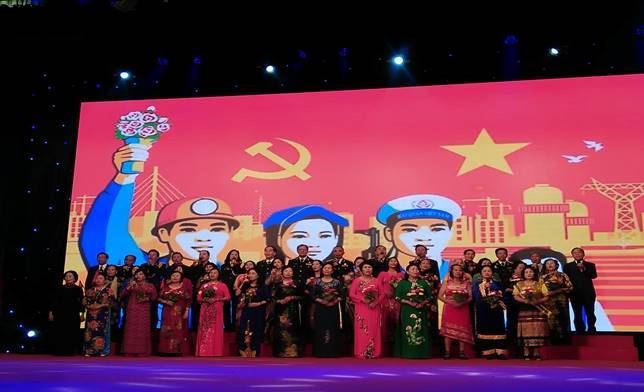 Liên hoan ca khúc Cách mạng chào mừng kỷ niệm 90 năm thành lập Đảng Cộng sản Việt Nam