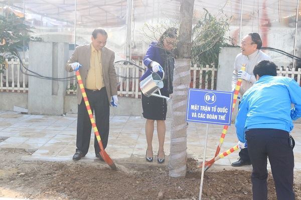 Quận Thanh Xuân phát động “Tết trồng cây đời đời nhớ ơn Bác Hồ” Xuân Canh Tý 2020