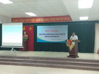 Ủy ban MTTQ Việt Nam huyện Mê Linh tuyên truyền về công tác bảo vệ quyền lợi người tiêu dùng năm 2020.