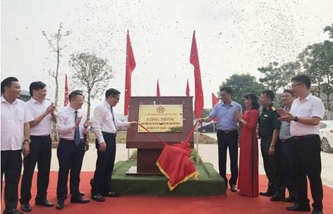 Huyện Mê Linh tổ chức Lễ gắn biển công trình Trường trung học cơ sở Tam Đồng chào mừng Đại hội Đại biểu Đảng bộ huyện lần thứ XI, nhiệm kỳ 2020 – 2025.