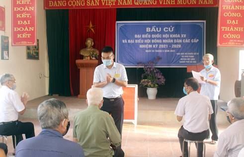 Huyện Mê Linh rộn ràng ngày hội toàn dân đi bầu cử.