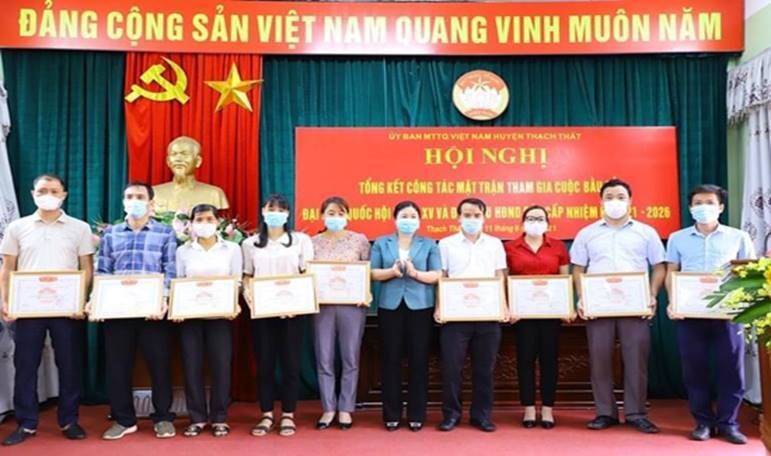 Ủy ban MTTQ Việt Nam các cấp huyện Thạch Thất hoàn thành xuất sắc nhiệm vụ, đóng góp quan trọng vào sự thành công của cuộc bầu cử khóa XV và đại biểu HĐND các cấp nhiệm kỳ 2021 - 2026