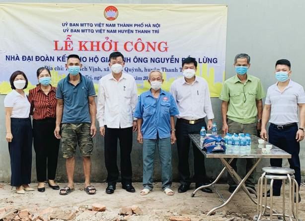 Ủy ban MTTQ Việt Nam huyện Huyện Thanh Trì tổ chức lL khởi công xây dựng nhà Đại đoàn kết  tại xã Vĩnh Quỳnh