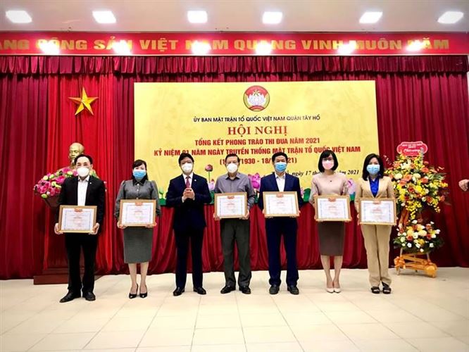 Ủy ban MTTQ Việt Nam quận Tây Hồ tổ chức hội nghị Tổng kết phong trào thi đua năm 2021