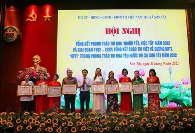 Thị xã Sơn Tây tổng kết phong trào thi đua Người tốt – việc tốt năm 2022