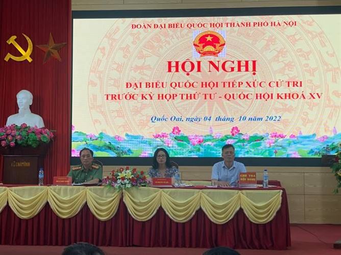Đại biểu Quốc hội TP Hà Nội tiếp xúc cử tri  tại xã Phú Cát - huyện Quốc Oai