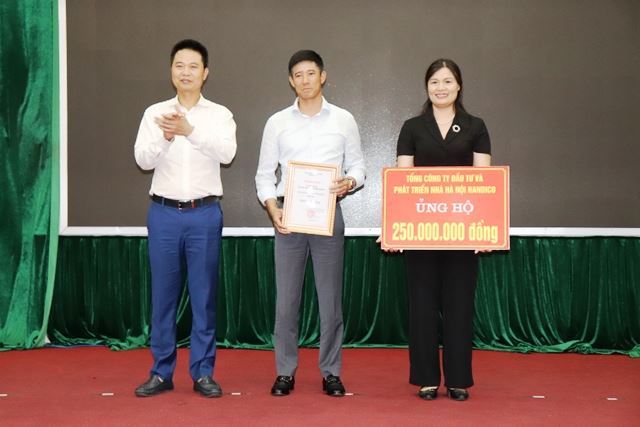 Huyện Phú Xuyên phát động Tháng cao điểm “Vì người nghèo” năm 2022