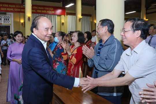  Chủ tịch nước Nguyễn Xuân Phúc dự Ngày hội Đại đoàn kết toàn dân tộc tại phường Điện Biên, Hà Nội