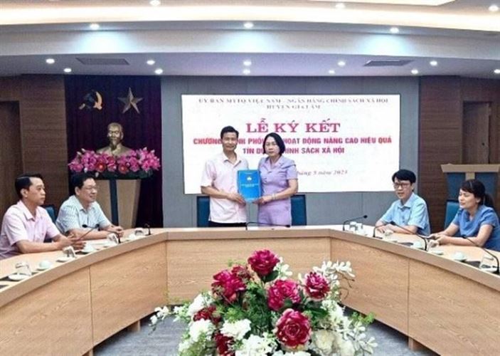 Ủy ban MTTQ Việt Nam huyện Gia Lâm và Ngân hàng CSXH huyện triển khai chương trình phối hợp quản lý vốn tín dụng chính sách trên địa bàn