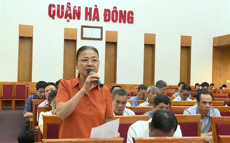Tổ Đại biểu số 10 HĐND thành phố Hà Nội tiếp xúc cử tri quận Hà Đông trước kỳ họp thứ 12