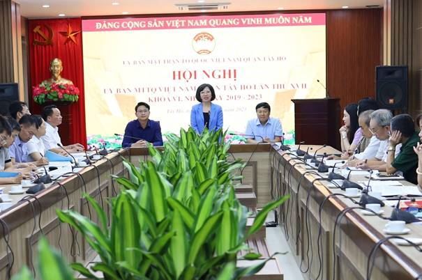 Ủy ban MTTQ Việt Nam quận Tây Hồ tiếp tục đổi mới phương thức hoạt động, tham gia xây dựng Đảng, xây dựng chính quyền