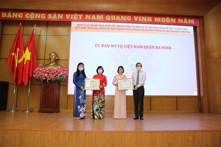 Ủy ban MTTQ Việt Nam quận Ba Đình sơ kết 6 tháng công tác Mặt trận, tổng kết công tác bầu cử