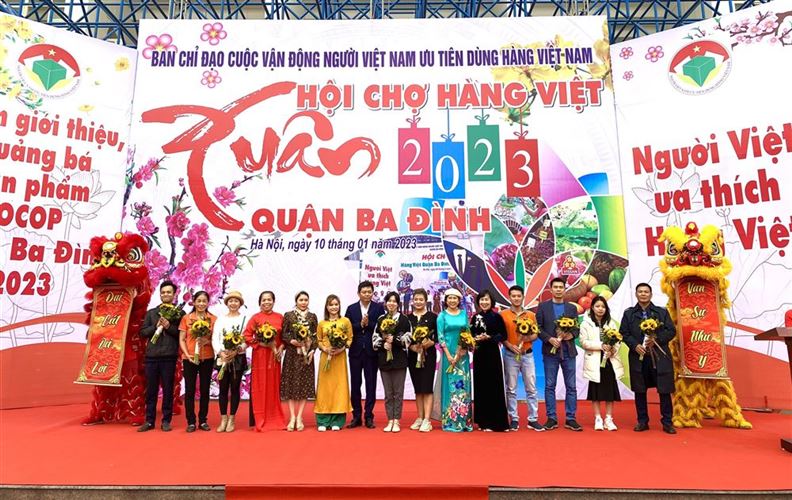 Lễ khai mạc Hội chợ Hàng Việt quận Ba Đình - Xuân Quý Mão 2023.