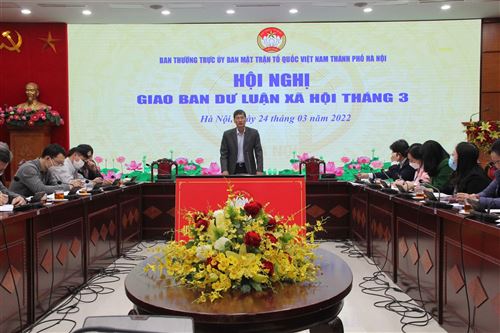 Đồng chí Nguyễn Anh Tuấn – Phó Chủ tịch TT Ủy ban MTTQ Việt Nam TP phát biểu tại hội nghị giao ban DLXH tháng 3 (24/3)