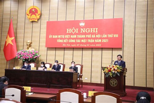 Phó Chủ tịch Ủy ban TW MTTQ Việt Nam Nguyễn Hữu Dũng phát biểu tại hội nghị