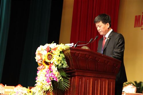 Đồng chí Bùi Anh Tuấn – Phó Chủ tịch thường trực Ủy ban MTTQ Việt Nam TP phát biểu tại Đại hội