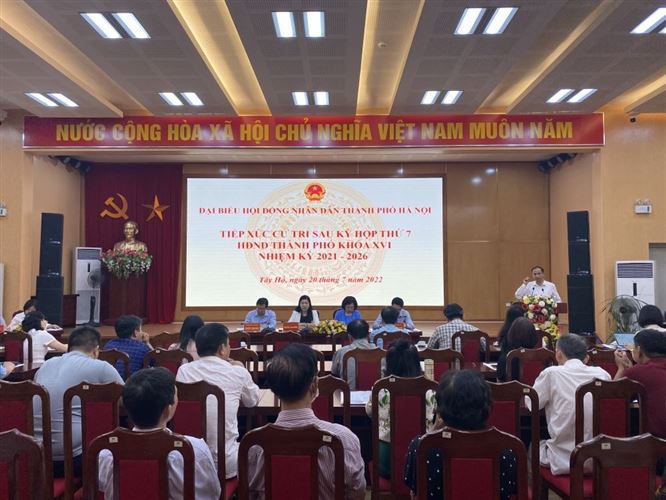 Tiếp xúc cử tri quận Tây Hồ sau kỳ họp thứ 7 HĐND thành phố Hà Nội, khóa XVI, nhiệm kỳ 2021-2026