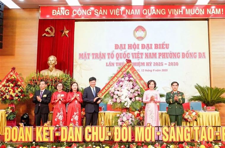 Đoàn kết sức mạnh, kiến tạo tương lai văn minh, hiện đại