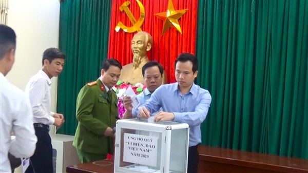 Huyện Gia Lâm ủng hộ Quỹ “Vì biển, đảo Việt Nam” hơn 1,3 tỷ đồng