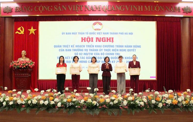 MTTQ Việt Nam thành phố Hà Nội:Chín nhóm nhiệm vụ thực hiện Nghị quyết số 02-NQ/TW