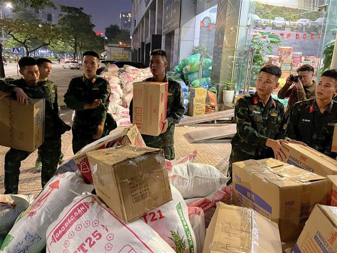 50 tấn hàng của người dân Thủ đô sẽ đến với đồng bào Gia Lai bị thiệt hại do mưa lũ