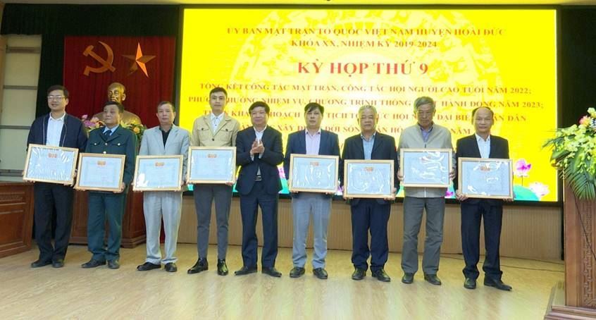 Uỷ ban Mặt trận Tổ quốc Việt Nam huyện Hoài Đức tổ chức kỳ họp thứ 9