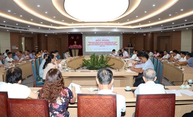 Huyên Gia Lâm tổ chức hội nghị triển khai kế hoạch hướng dẫn nội dung quy trình lấy ý kiến sự hài lòng của người dân về đề nghị thành phố Hà Nội hoàn thành xây dựng NTM năm 2024