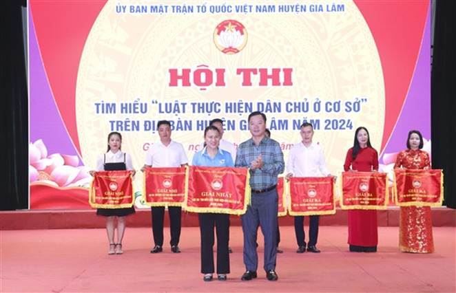 Sôi nổi Hội thi tìm hiểu “Luật thực hiện dân chủ ở cơ sở” trên địa bàn huyện Gia Lâm năm 2024