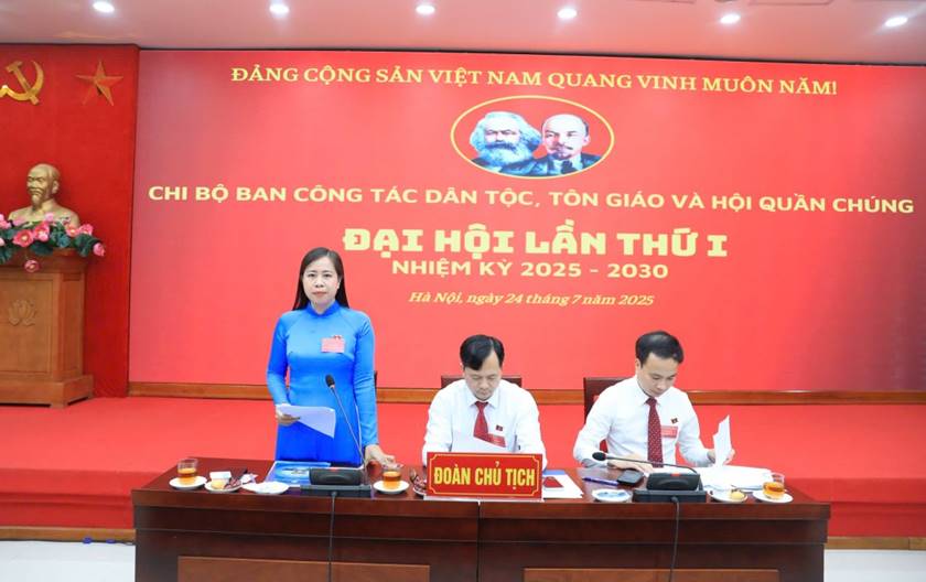 Đổi mới toàn diện công tác dân tộc, tôn giáo và hội quần chúng