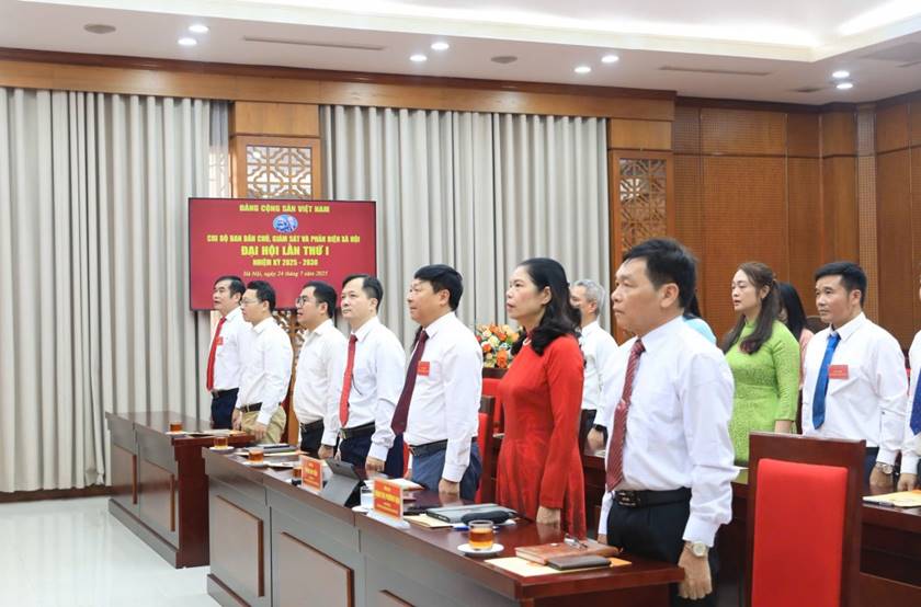 Dân chủ, sáng tạo, đột phá xây dựng chi bộ vững mạnh toàn diện