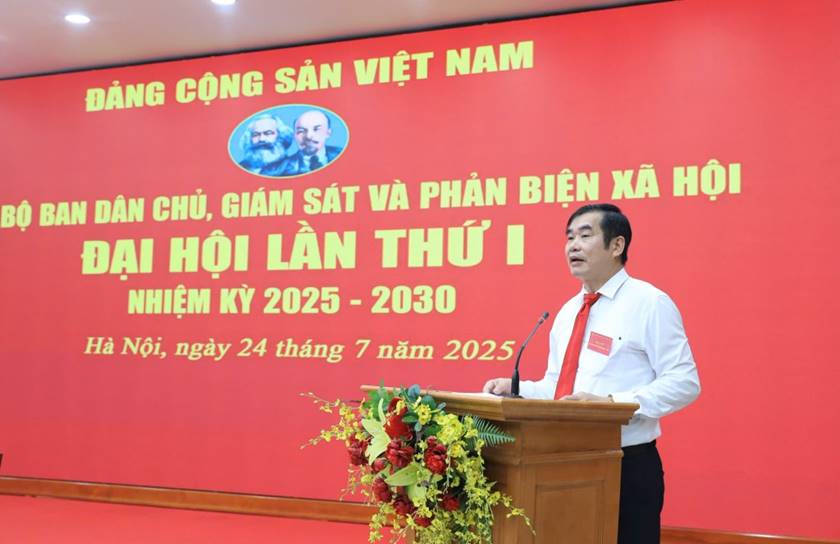 Sáng tạo, đột phá xây dựng chi bộ vững mạnh toàn diện