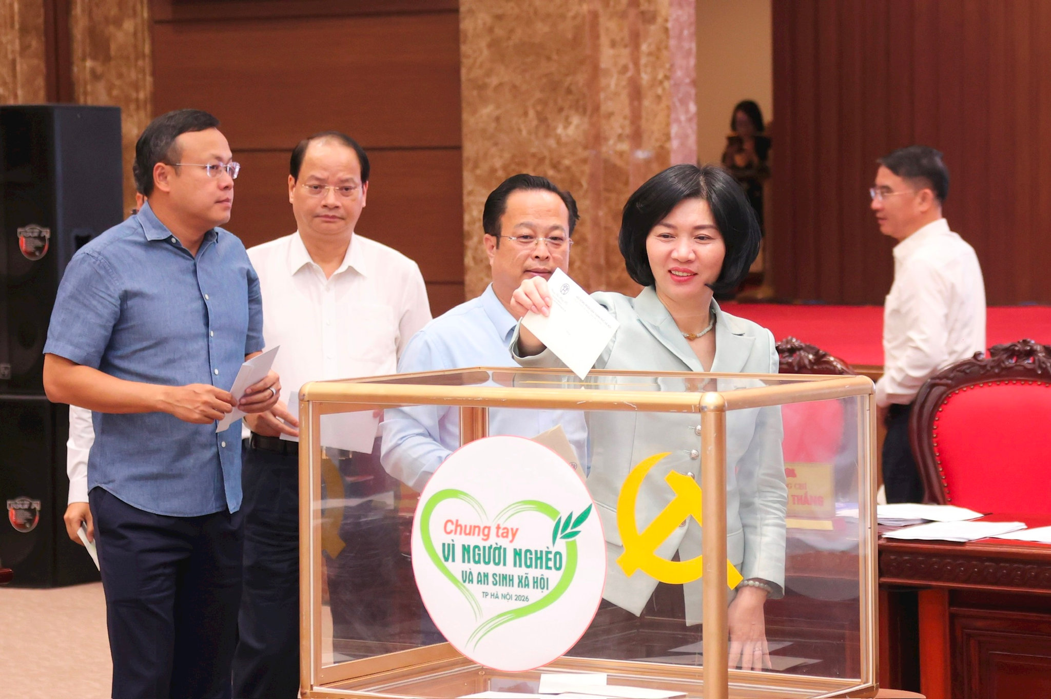 anh-chu-tich-hdnd.jpg
