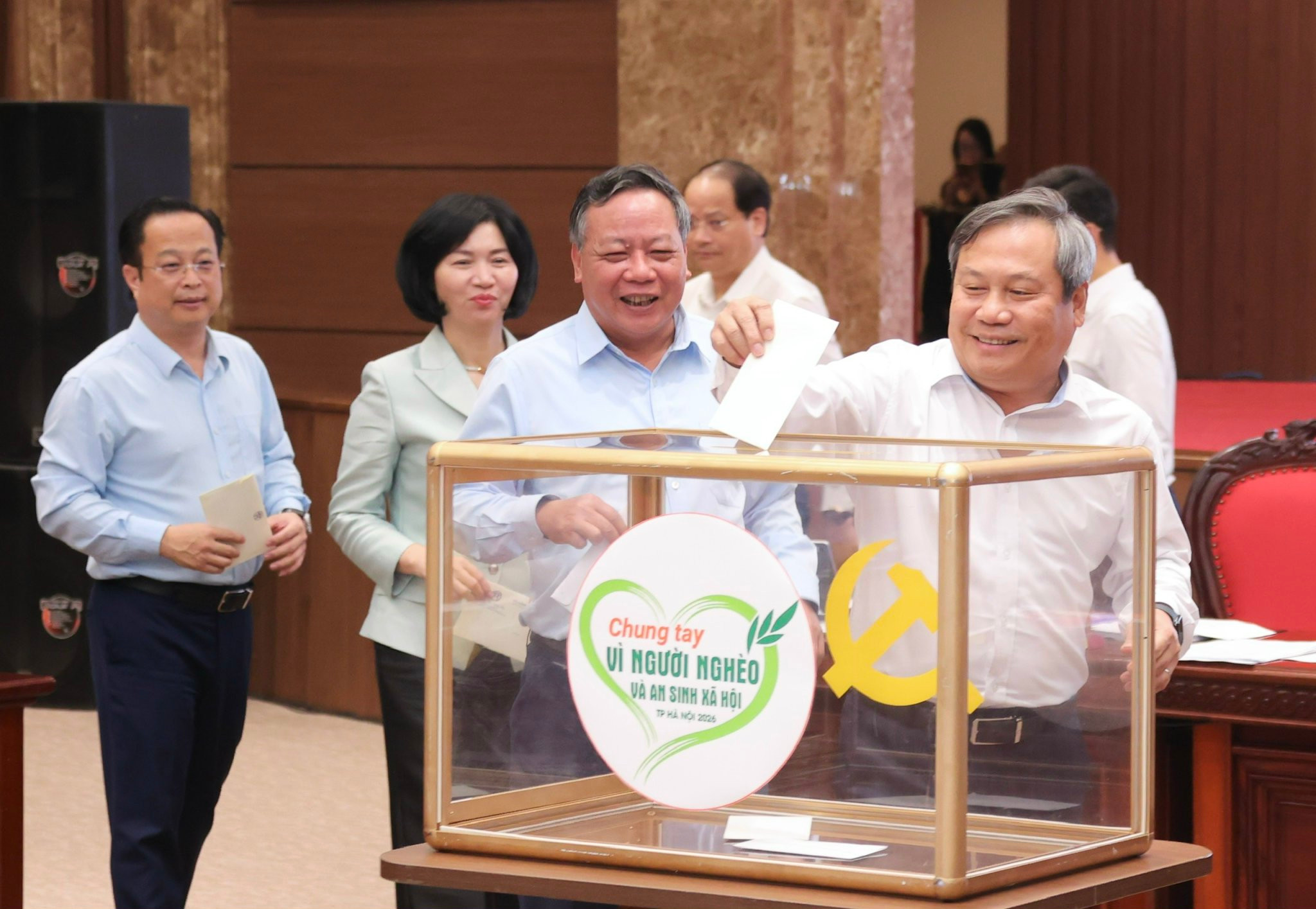 anh-chu-tich.jpg
