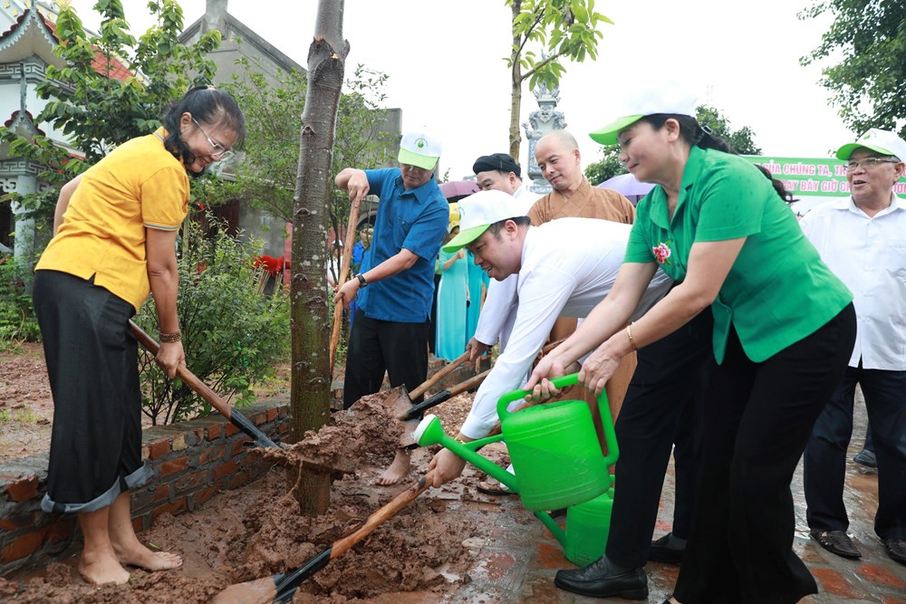 Hưởng ứng ngày Môi trường thế giới năm 2024 với chủ đề “Phục hồi đất, chống hạn hán và sa mạc hoá” - ảnh 2