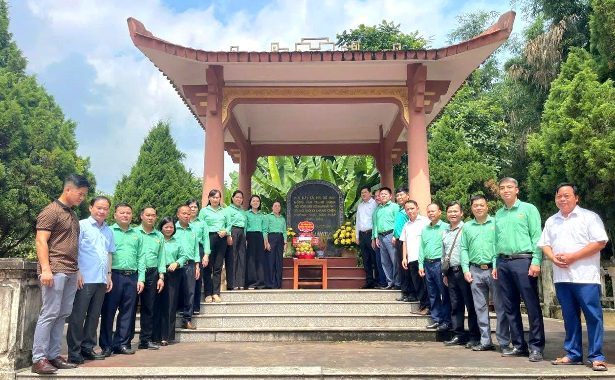hoi-nong-dan-ha-noi.jpg